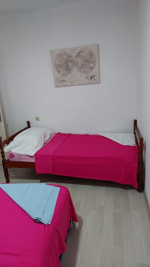 Apartmani Gordana บาร์ ภายนอก รูปภาพ