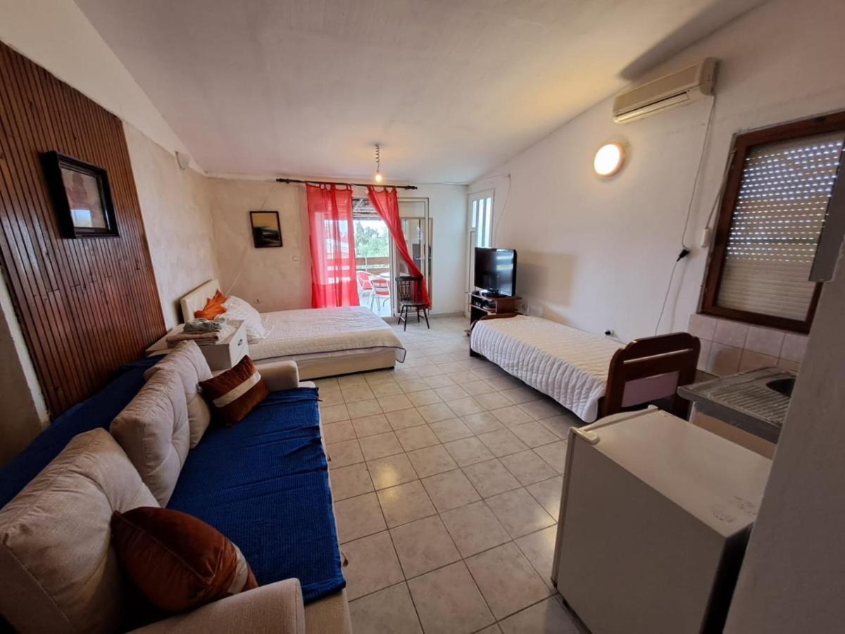 Apartmani Gordana บาร์ ภายนอก รูปภาพ