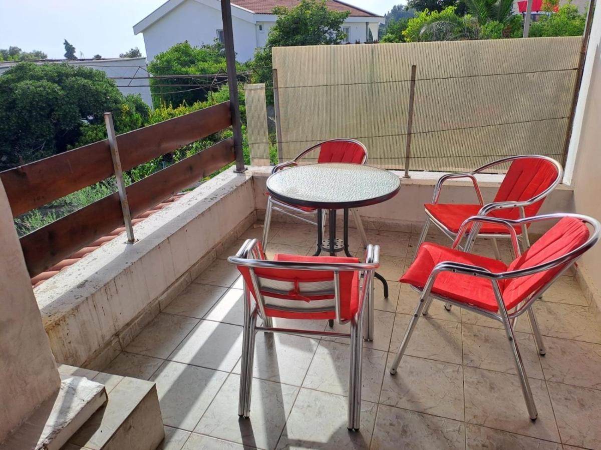Apartmani Gordana บาร์ ภายนอก รูปภาพ